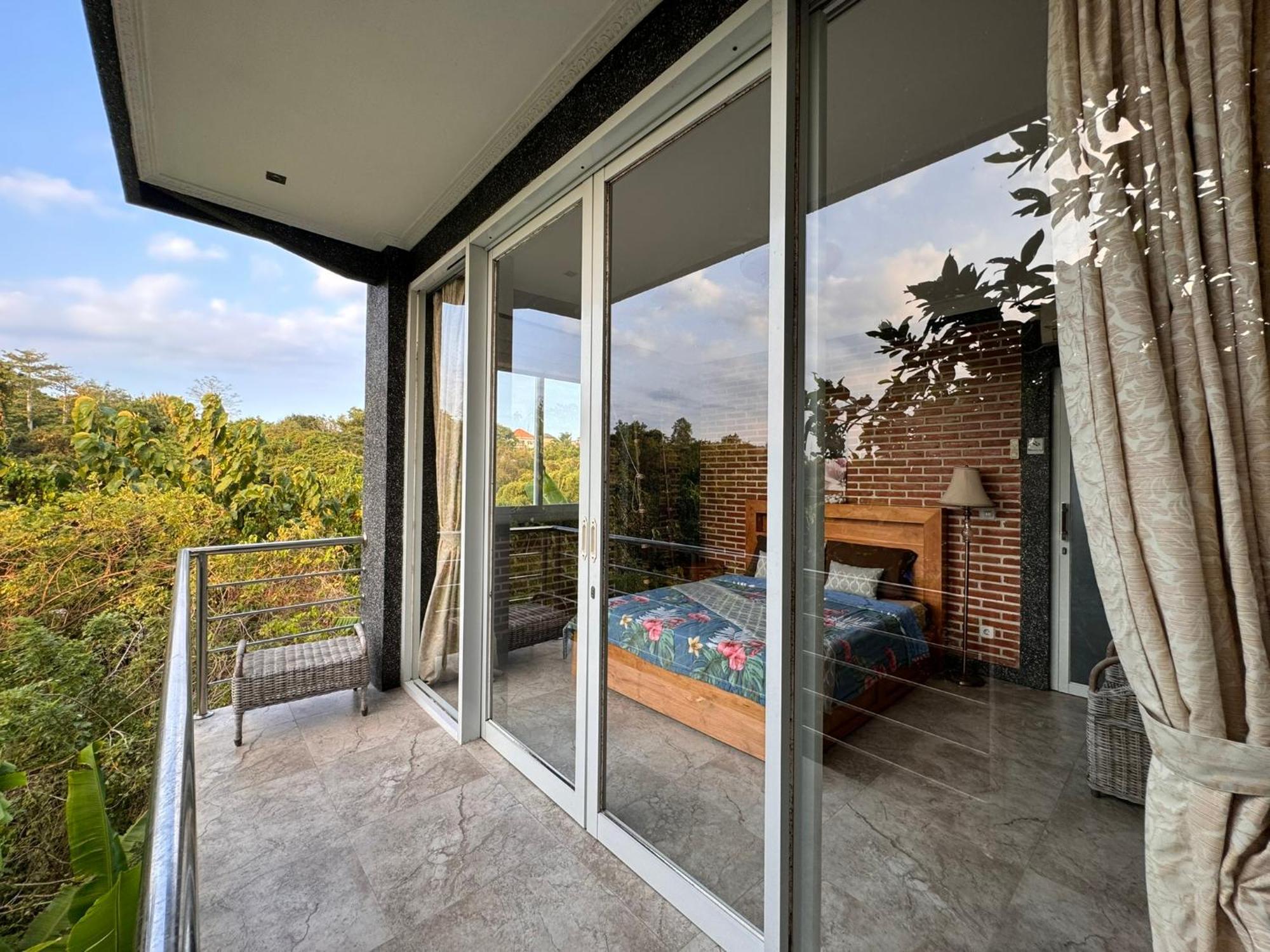 Giri Hill Homestay Nusa Dua  Eksteriør billede