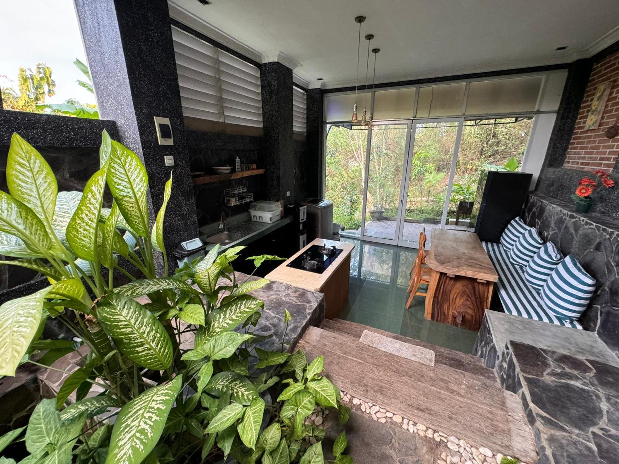 Giri Hill Homestay Nusa Dua  Eksteriør billede
